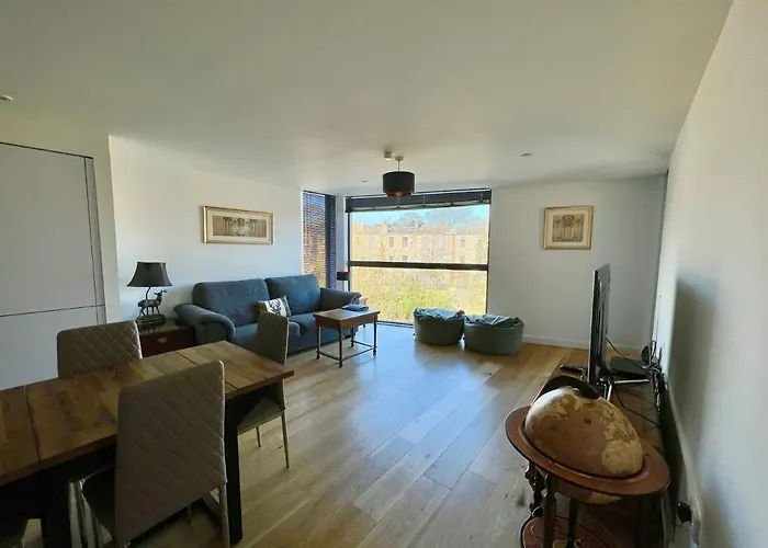 No. 5 Warriston, Canonmills Luxury Apartment